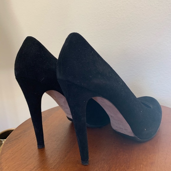 Sergio Rossi Suede Heels - Picture 3 of 8